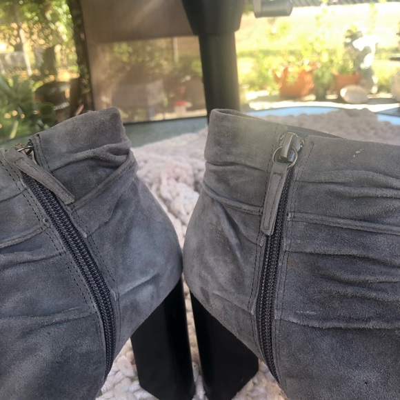 Grey White House Black Market high heeled boots - Picture 4 of 13